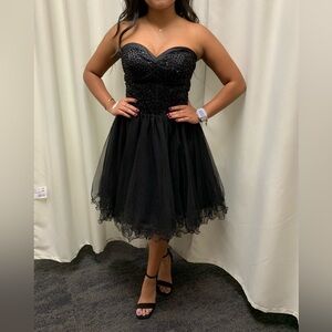 Prom formal evening short dress gown size 9 tulle beading like new M/L